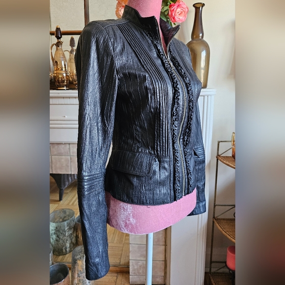 Danier Black Leather Bomber Jacket. Moto Jacket. - Picture 4 of 14